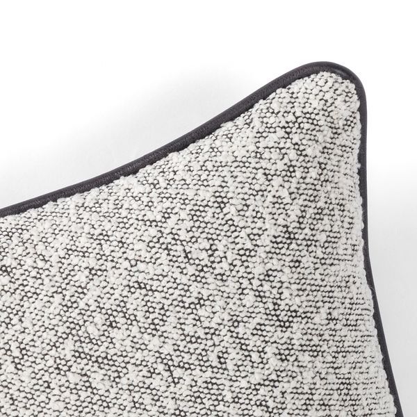 Nario Leather Pillow image 4