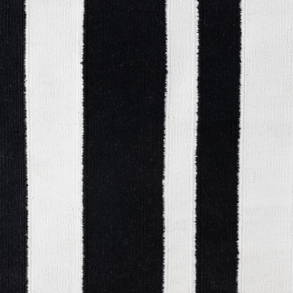 Toro Black & White Outdoor Rug image 4