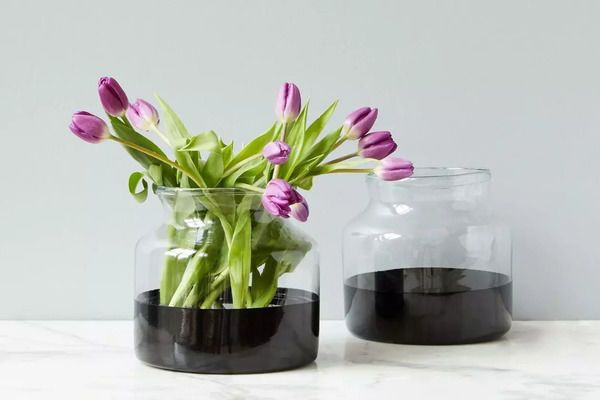 Black Colorblock Flower Vase image 1