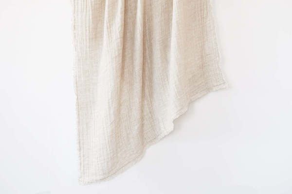 Crinkled Double Weave Linen Throw image 1