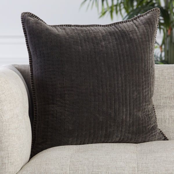 Beaufort Solid Dark Gray/ White Throw Pillow 26 inch image 4