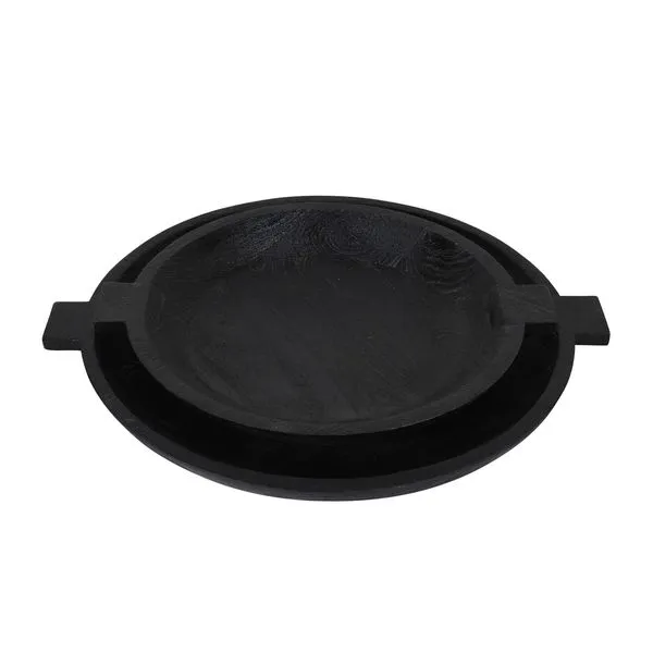 Set of two sandblasted black wooden bowls with natural grain and pronounced handles