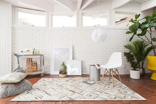 Promenade Ivory / Grey Rug with geometric patterns, hand-stitched genuine leather pile, contemporary cowhide style