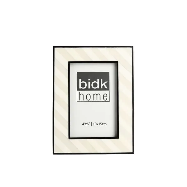 Black and white resin picture frame with diagonal stripe pattern, designed for 4x6 inch photos