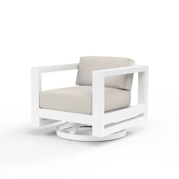 Newport Swivel Club Chair with low back and powder coated aluminum frame in Frost finish, light beige cushions
