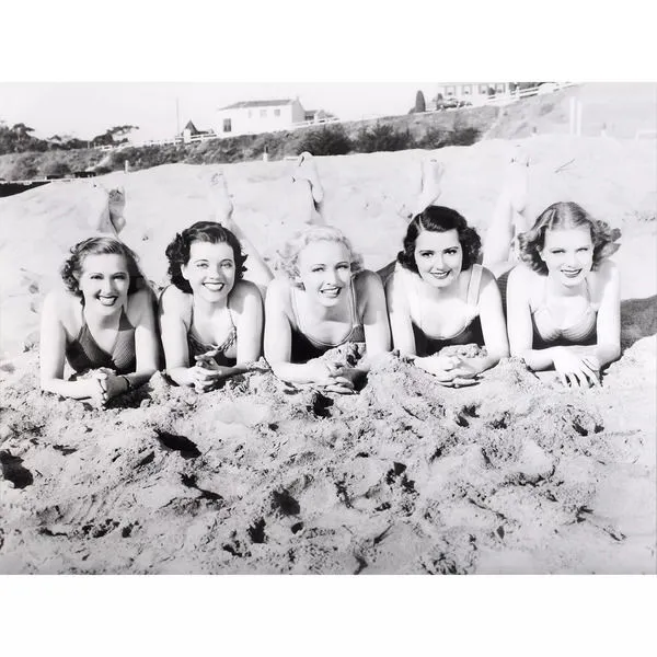 Product Image 3 for Pin Ups Wall Décor from Moe's